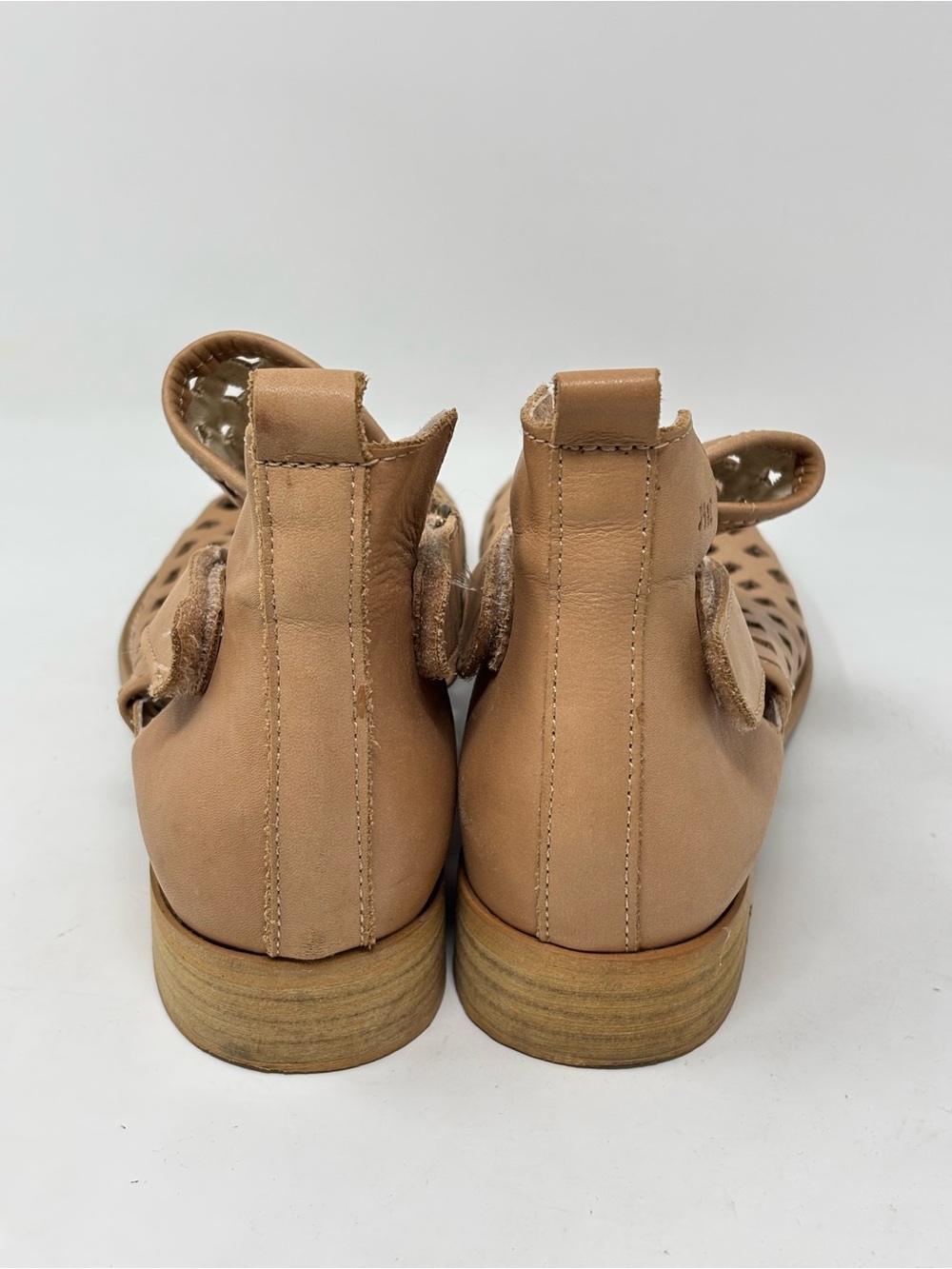 Musse & Cloud leather caila perforated booties size 40 (9-9.5) - Picture 3 of 15